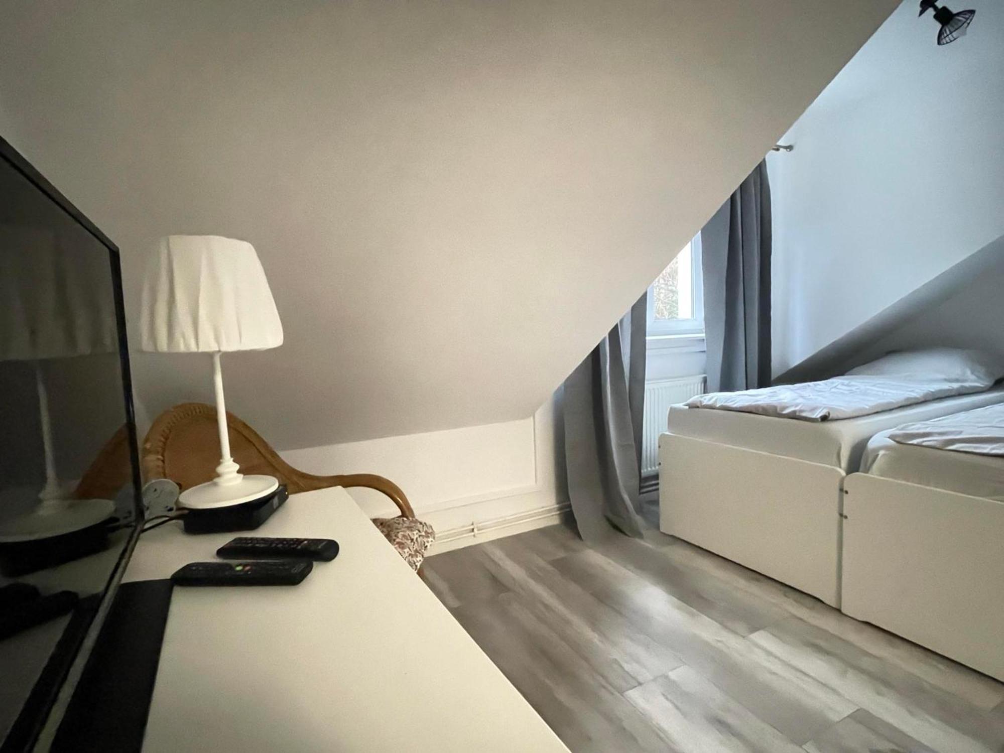 Hotel Ostoya Roztocze à Szczebrzeszyn Extérieur photo