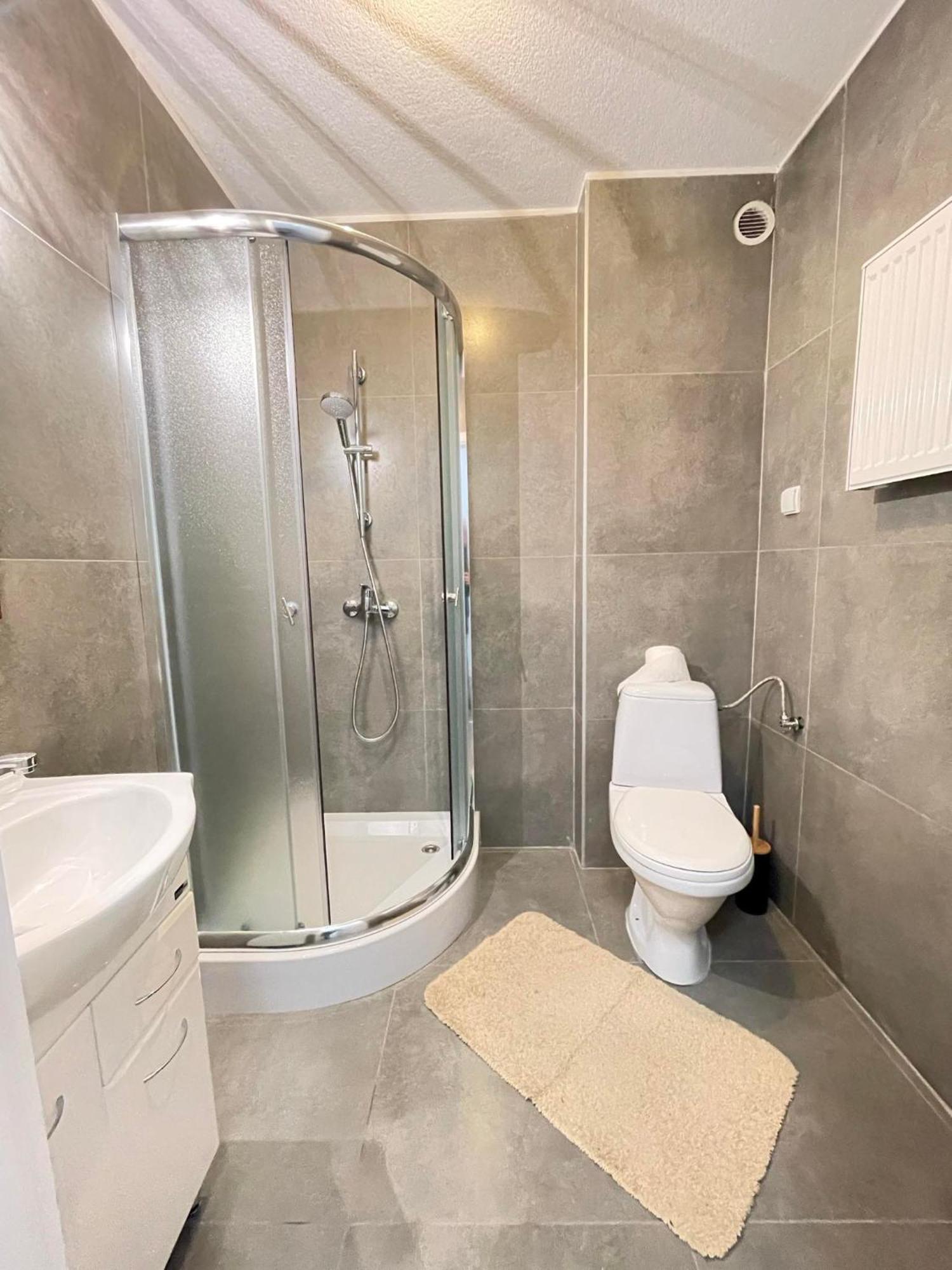 Hotel Ostoya Roztocze à Szczebrzeszyn Extérieur photo