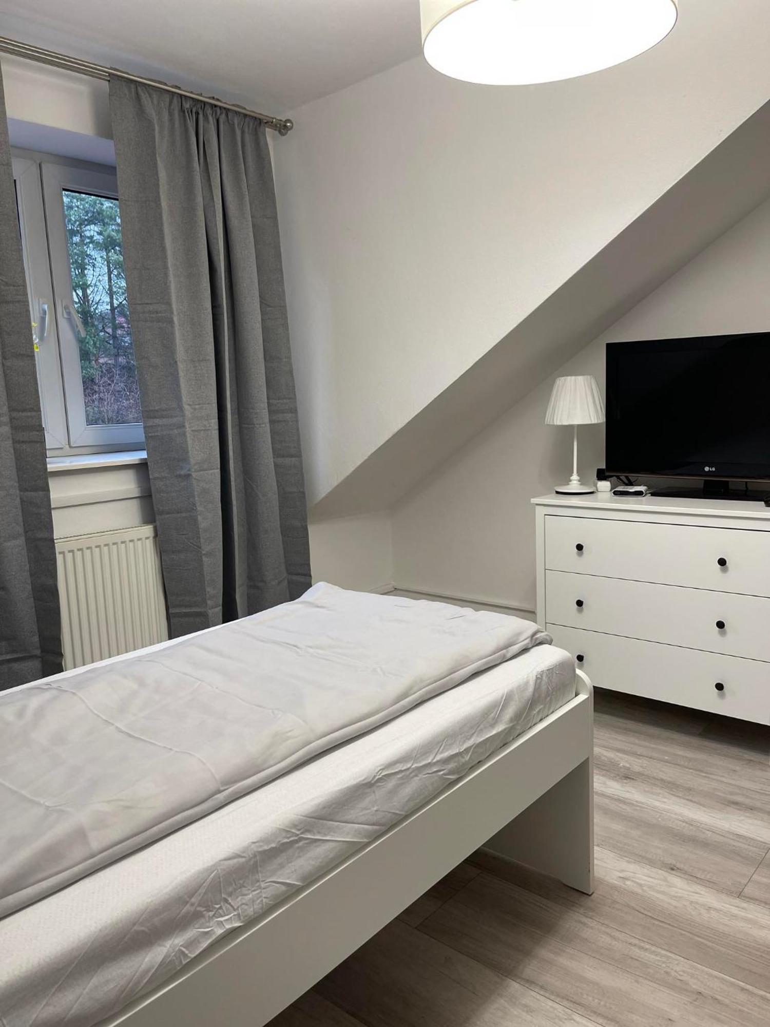 Hotel Ostoya Roztocze à Szczebrzeszyn Extérieur photo