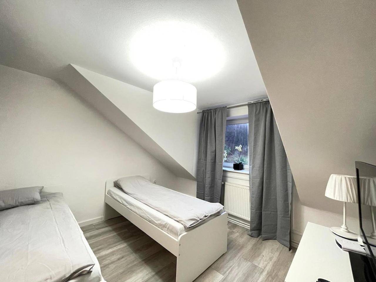 Hotel Ostoya Roztocze à Szczebrzeszyn Extérieur photo