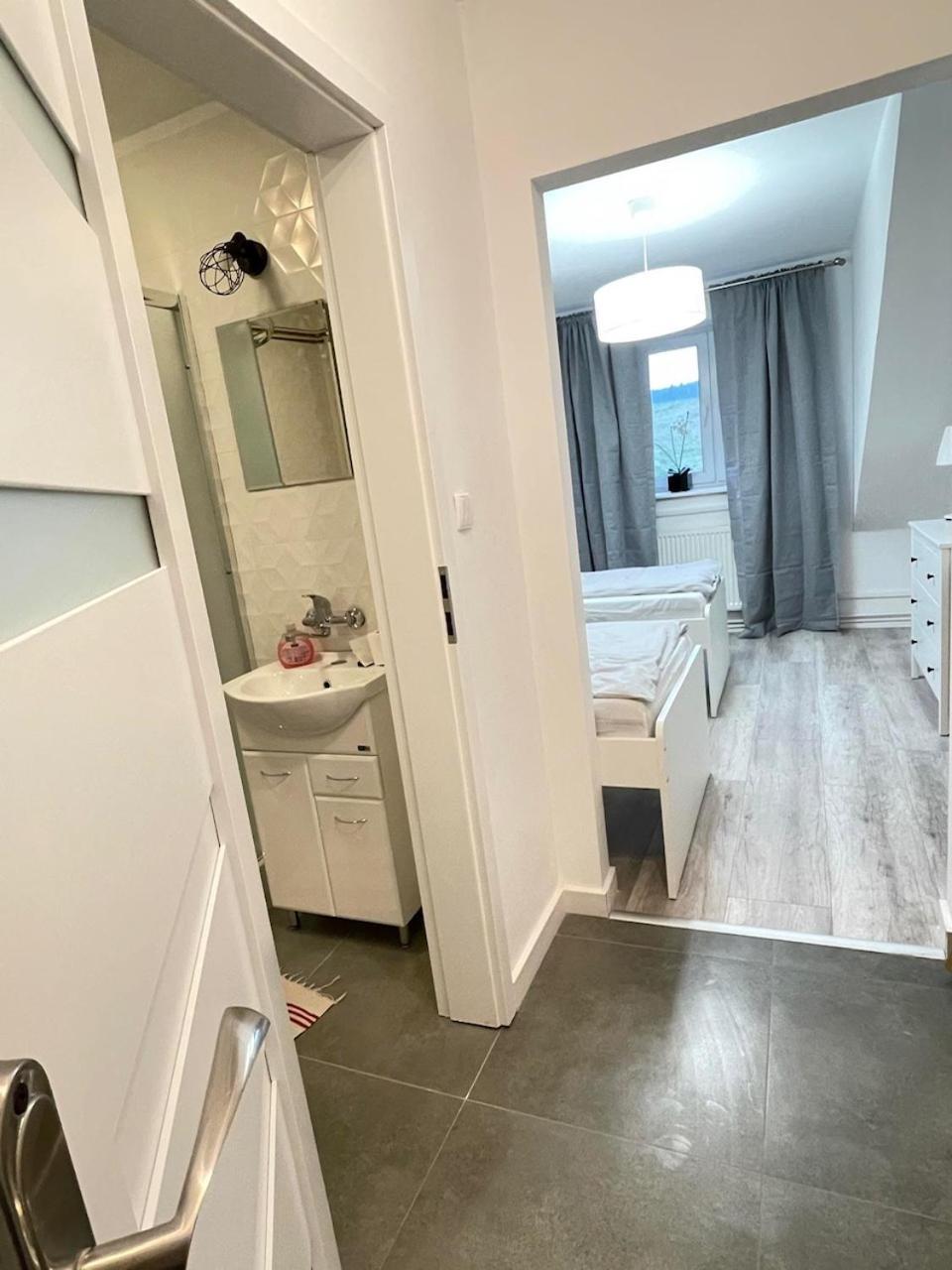 Hotel Ostoya Roztocze à Szczebrzeszyn Extérieur photo
