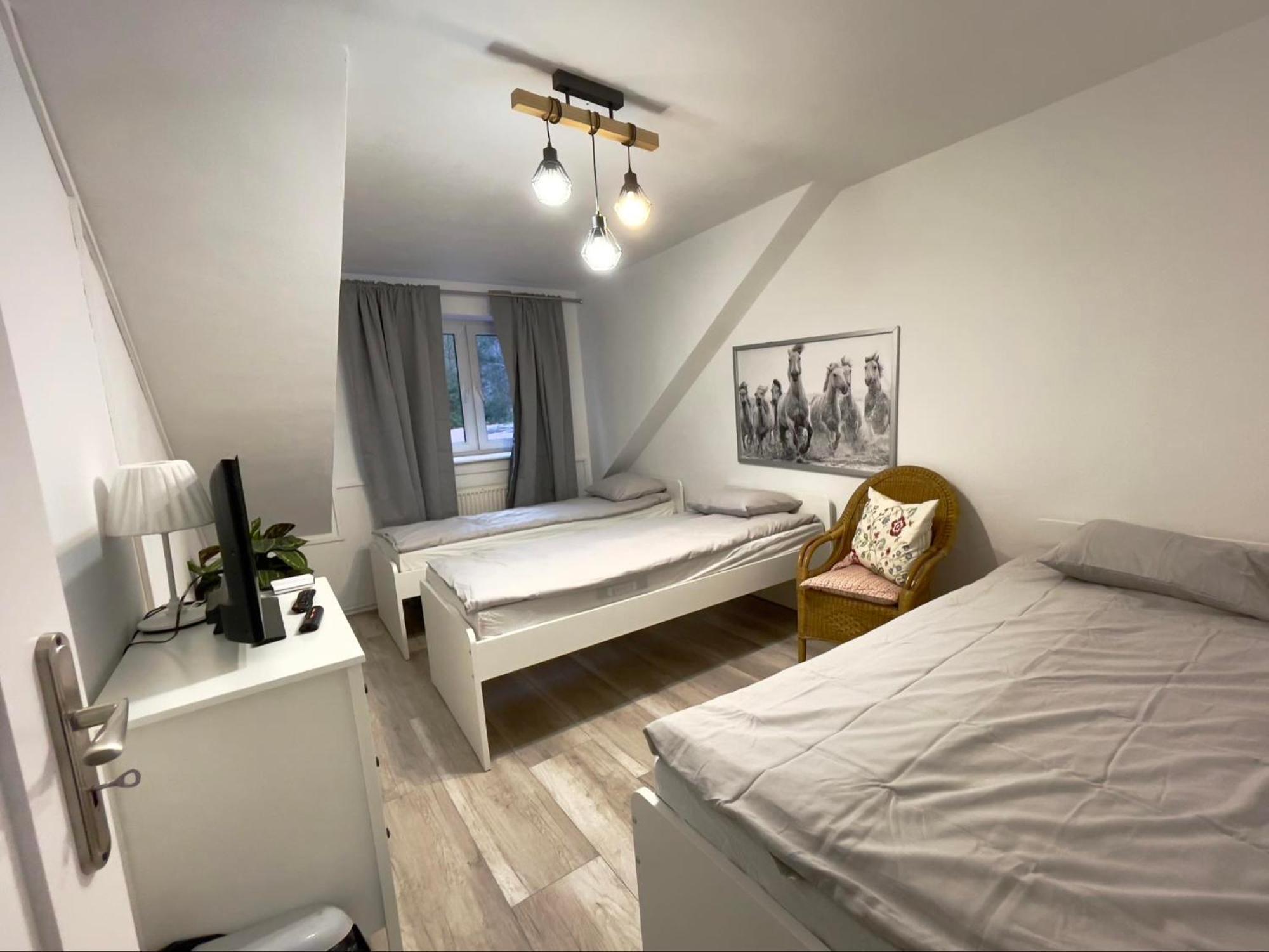 Hotel Ostoya Roztocze à Szczebrzeszyn Extérieur photo