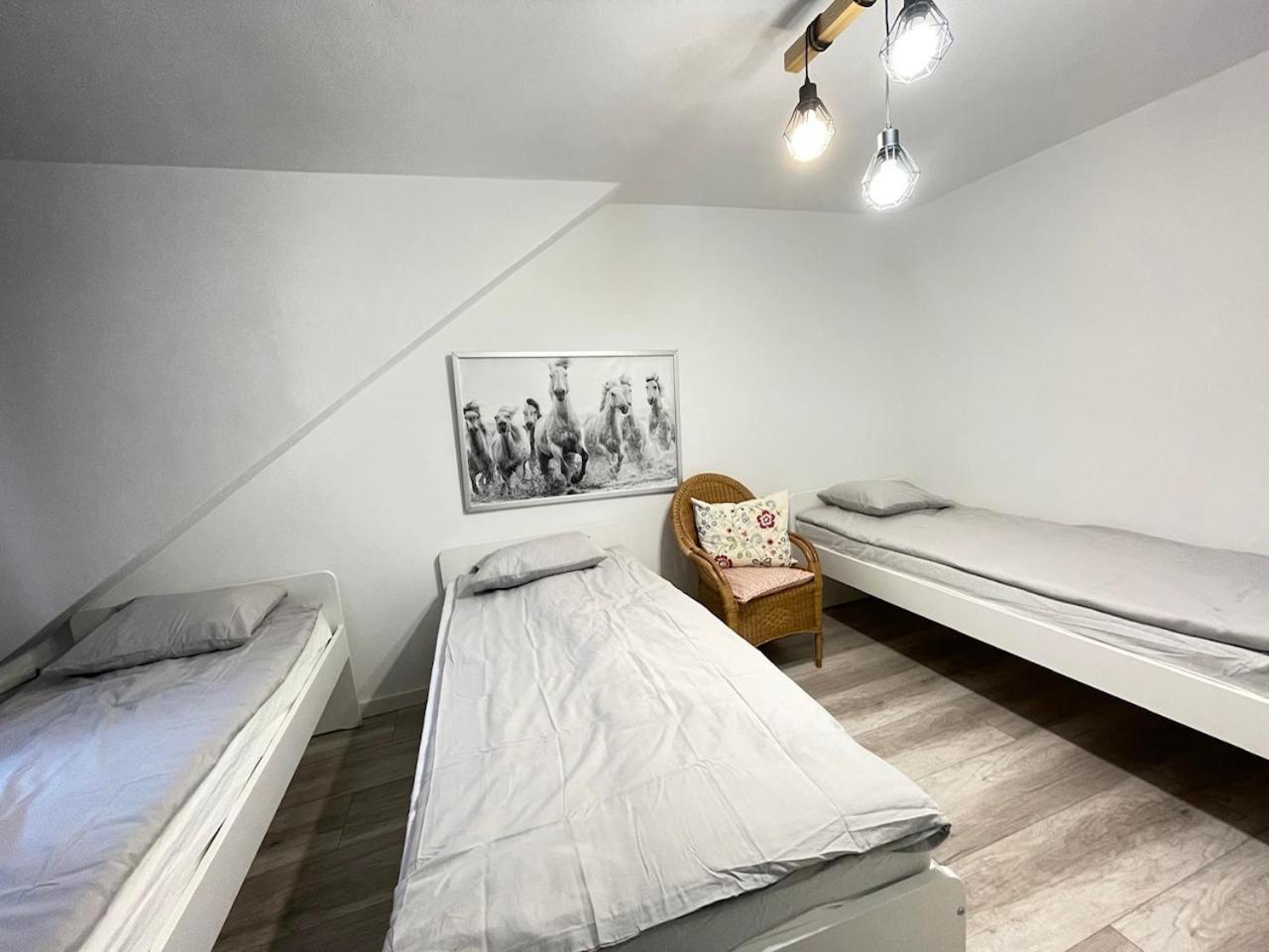 Hotel Ostoya Roztocze à Szczebrzeszyn Extérieur photo